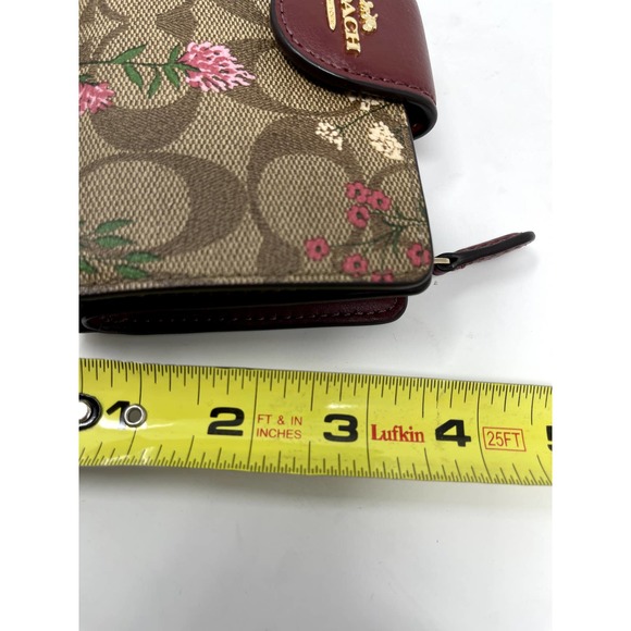 New Coach Medium Corner Zip Snap Wallet In Signature Canvas & Wildflower Print - Picture 8 of 9